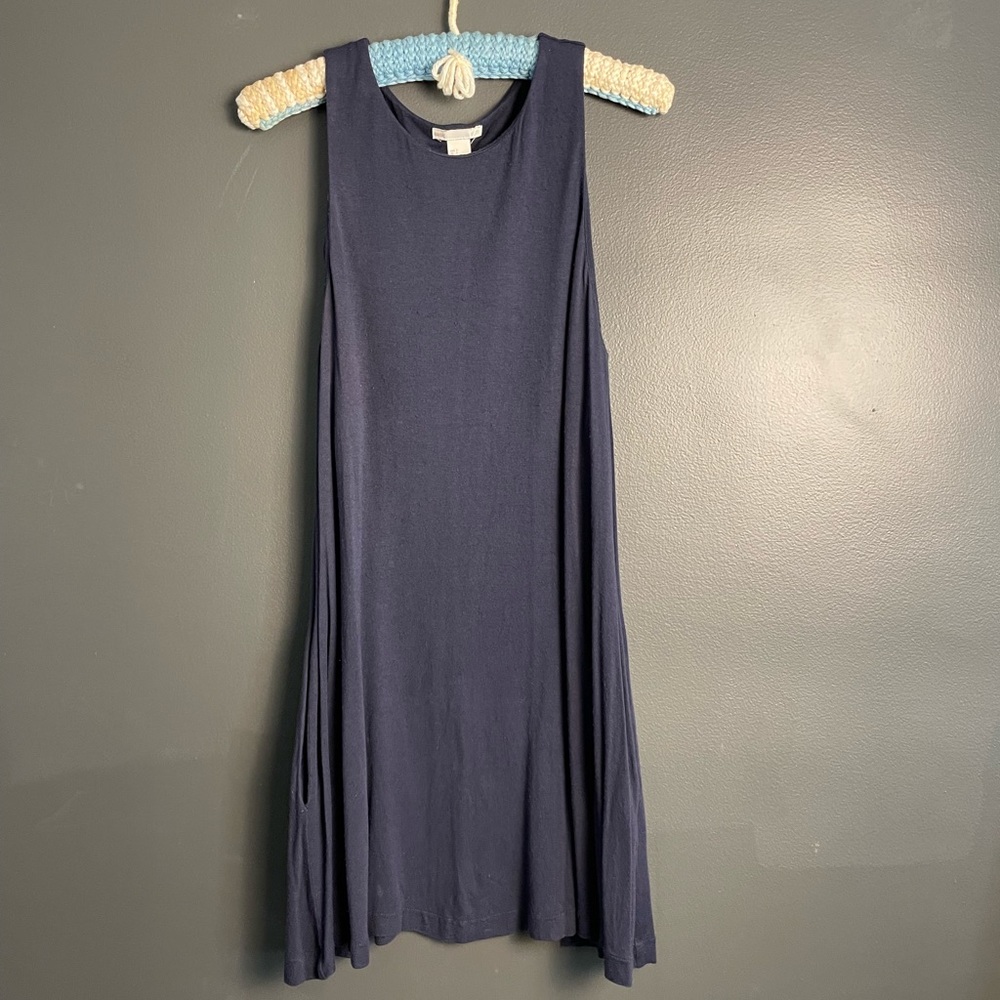 645. H&M Woman’s Basic Sporty Flowy Dress with Pockets